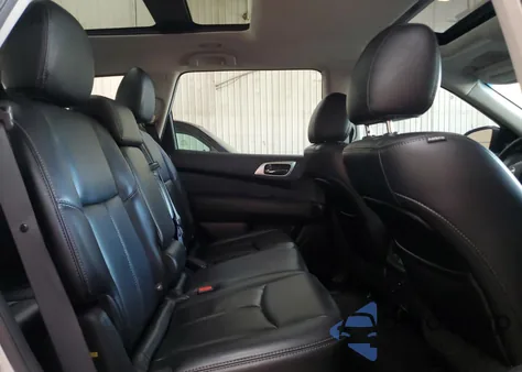 2016 Nissan Pathfinder S z USA, uszkodzony, nr VIN 5N1AR2MM4GC610930